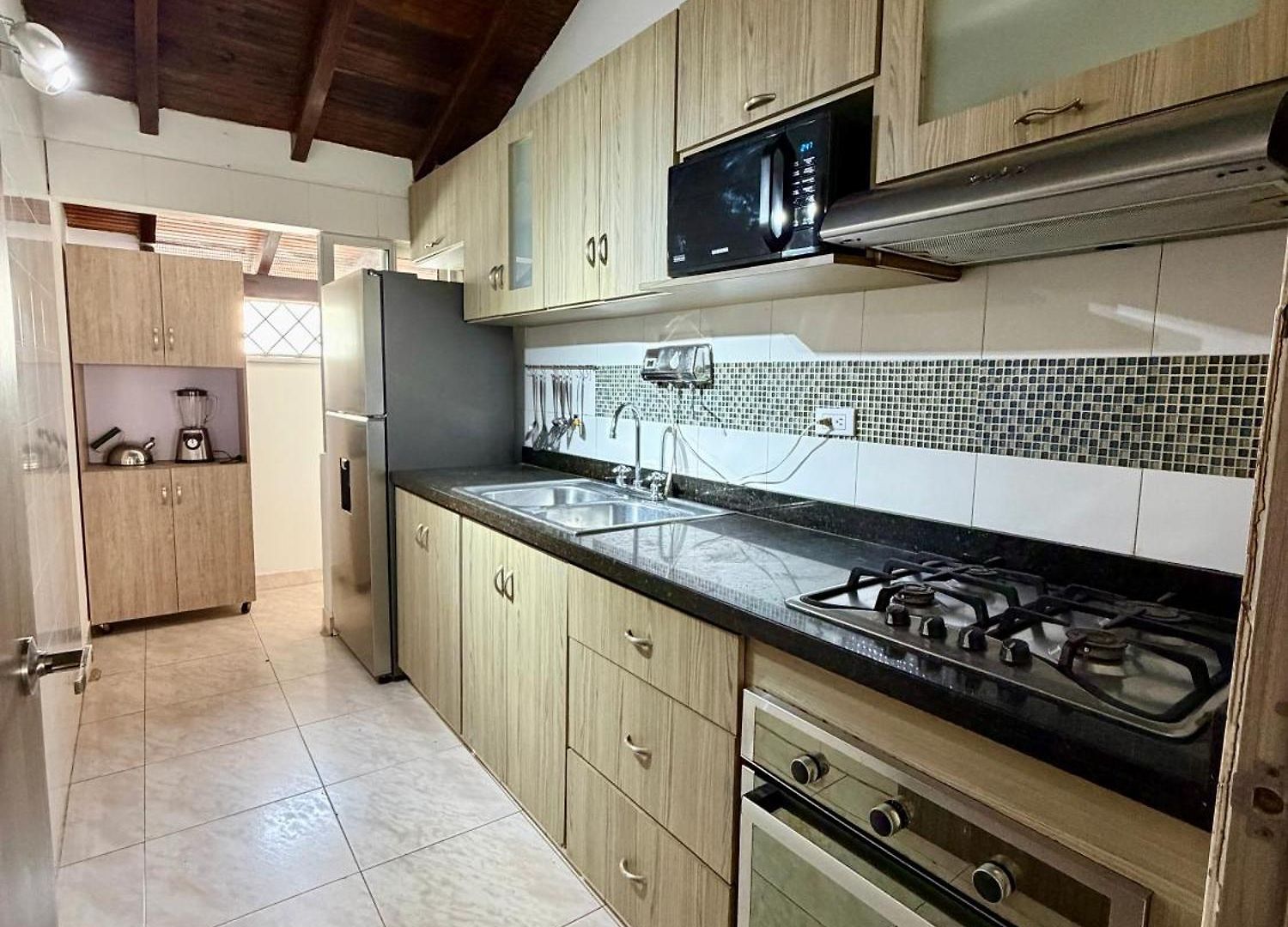 Cozy Near Airport, Beaches & Old Apartamento Cartagena