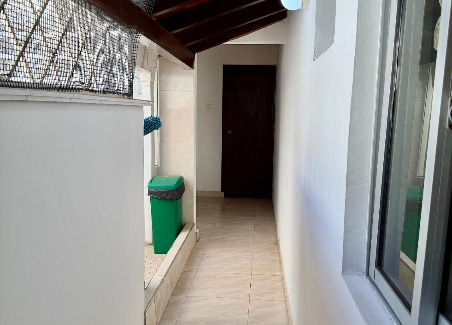 Cozy Near Airport, Beaches & Old