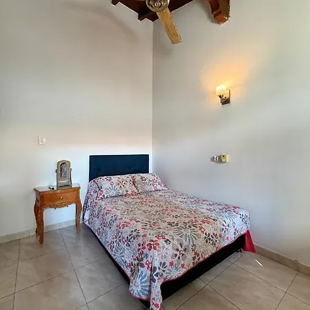 Cozy Near Airport, Beaches & Old Apartamento