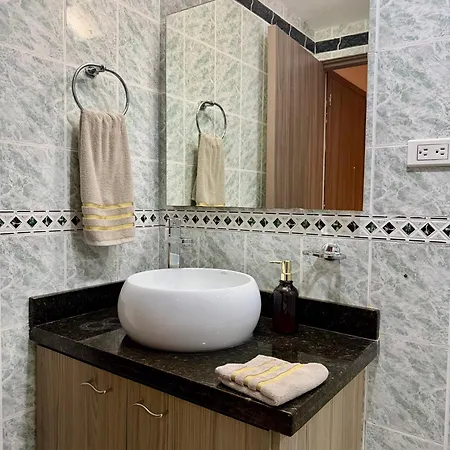 Apartamento Cozy Near Airport, Beaches & Old