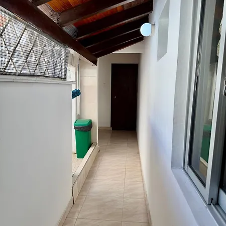 Cozy Near Airport, Beaches & Old