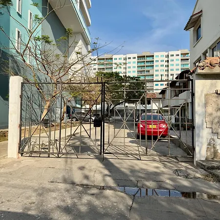 Cozy Near Airport, Beaches & Old Apartamento *