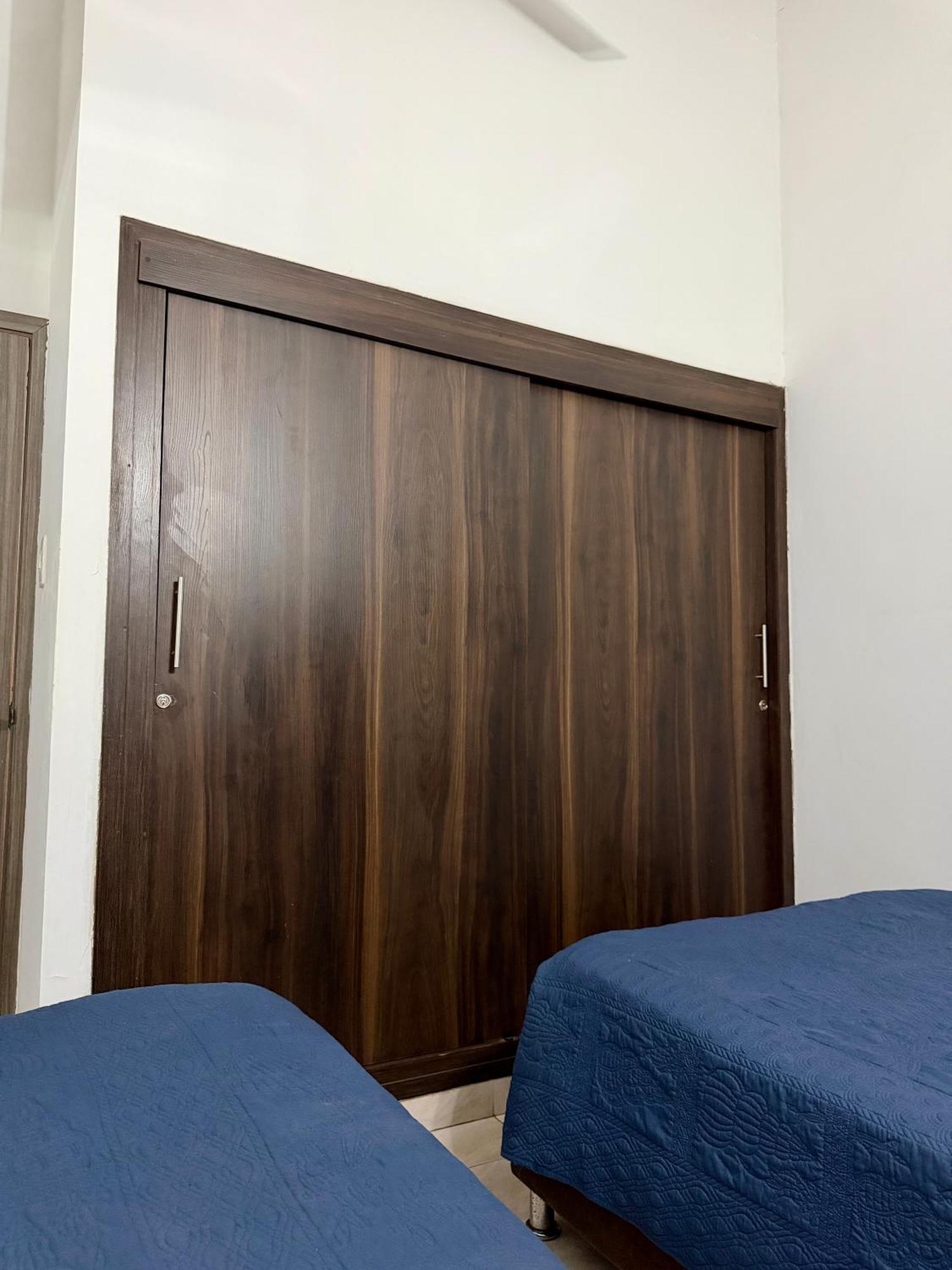 Cozy Near Airport, Beaches & Old Apartamento Cartagena