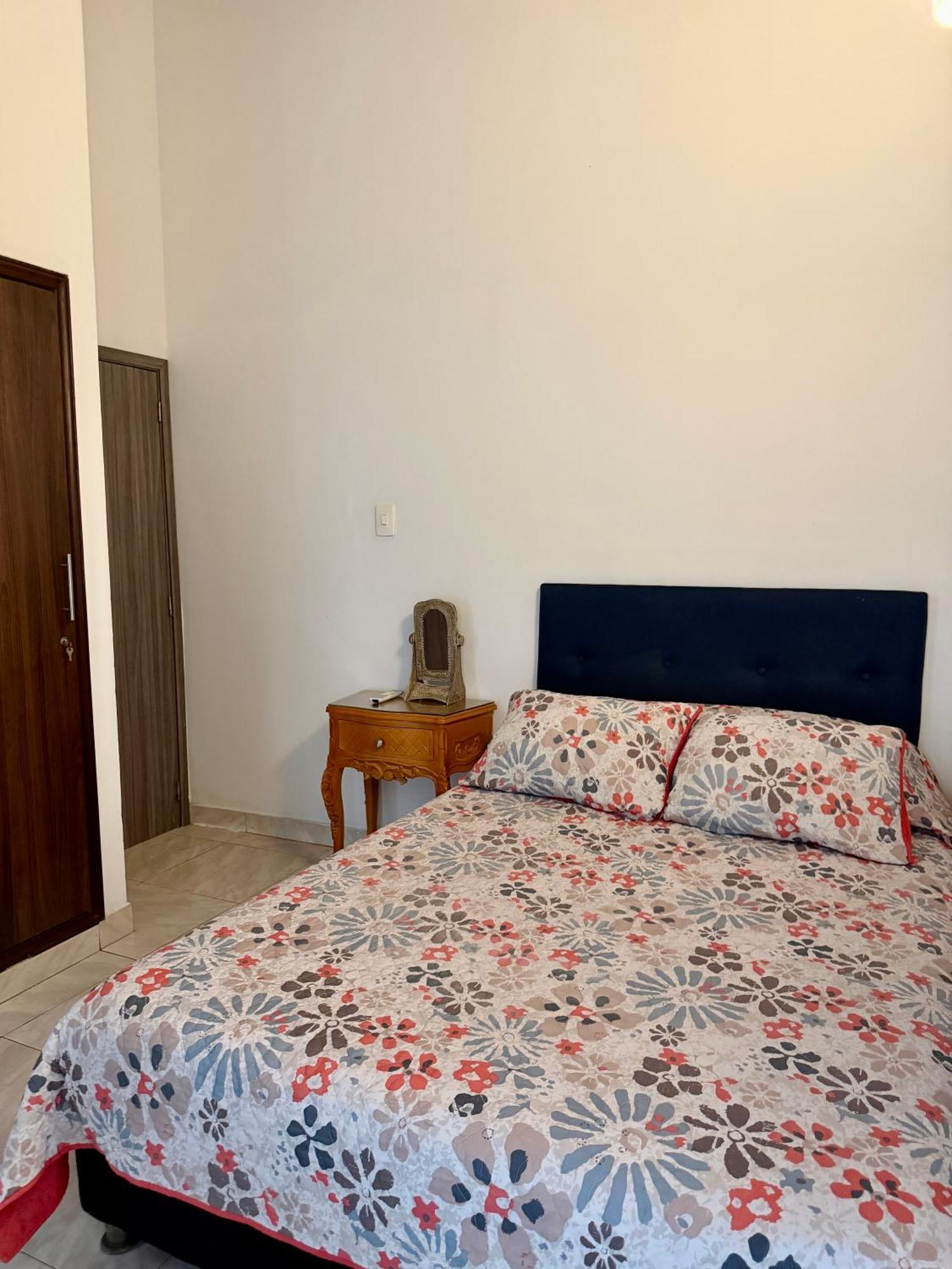 Apartamento Cozy Near Airport, Beaches & Old